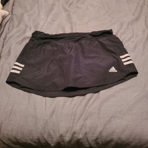 Adidas response black skort Size medium